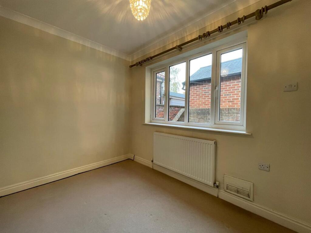 PHOTO-2024-10-18-11-38-57 (1).jpg