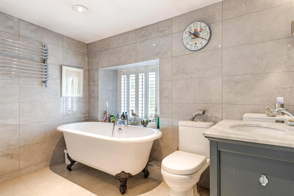 A29 - The Knowle, West Charleton - 250916