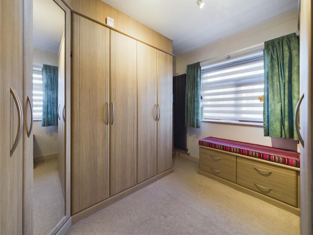 Bedroom/Dressing Room