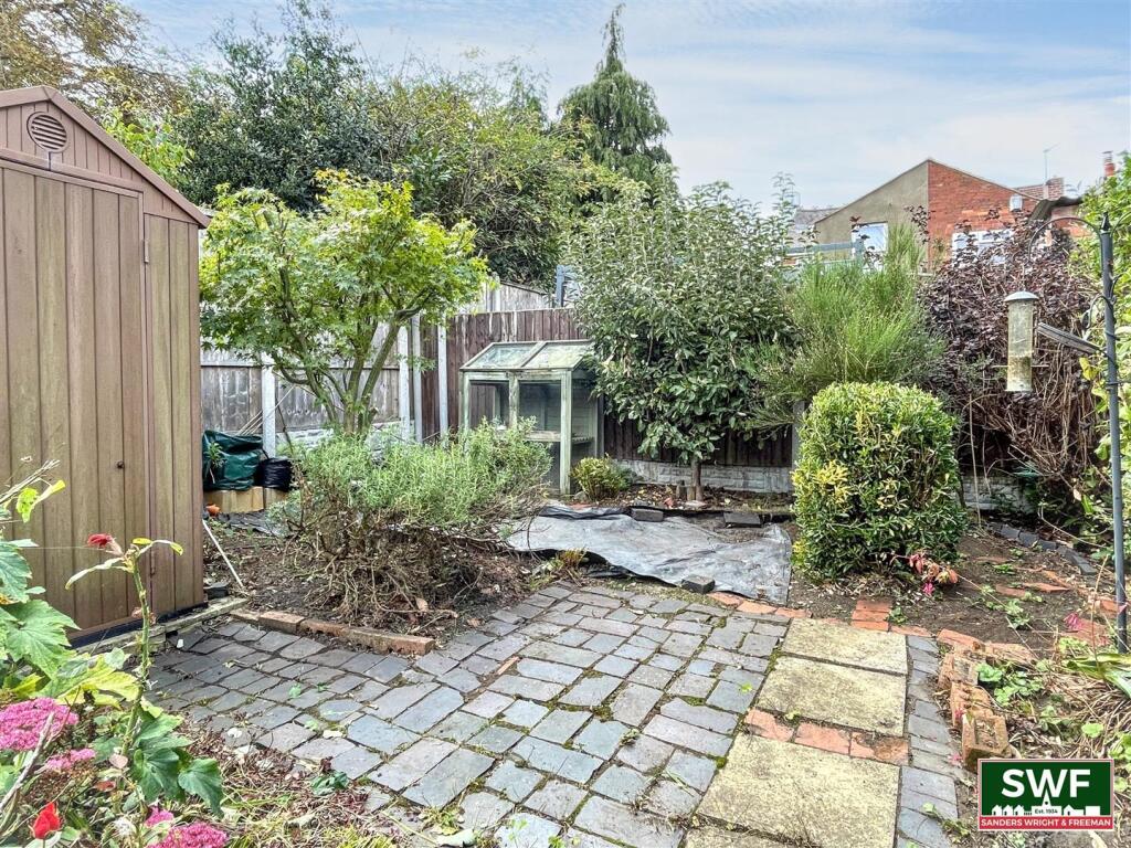 Garden3.jpg