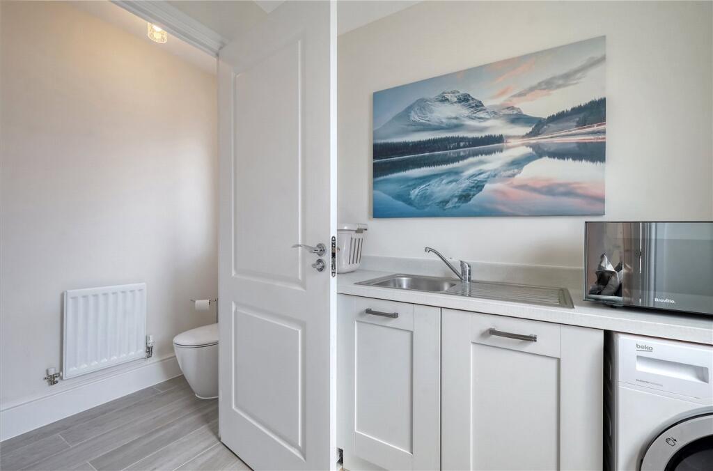 Utility &amp; Cloakroom