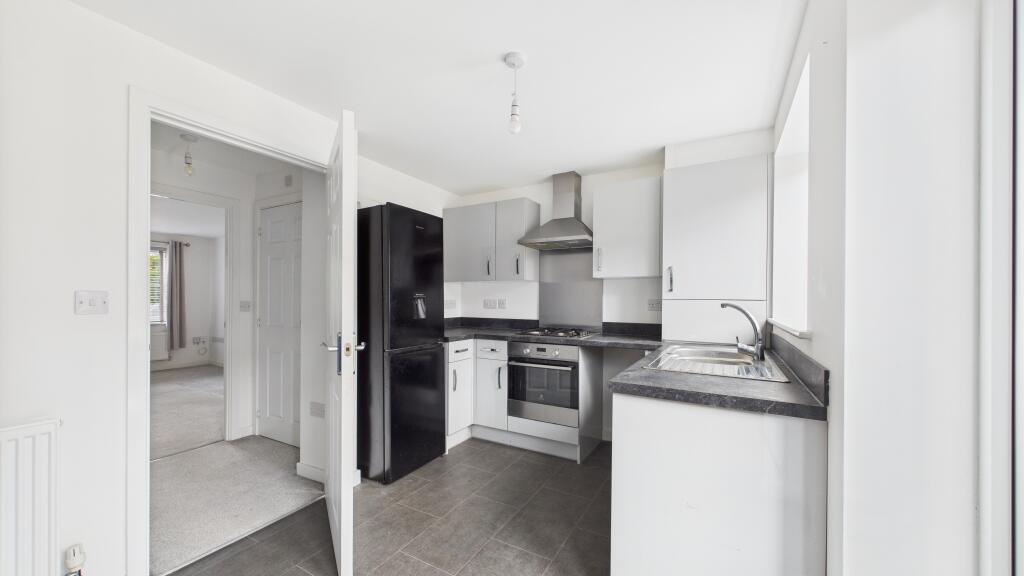 Crampbark Road - Kitchen (1)