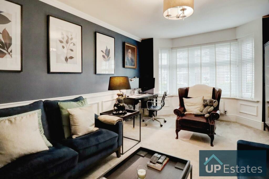 Formal Lounge 3.jpg