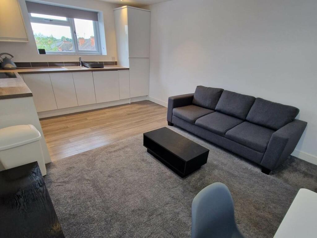 Lounge Kitchen