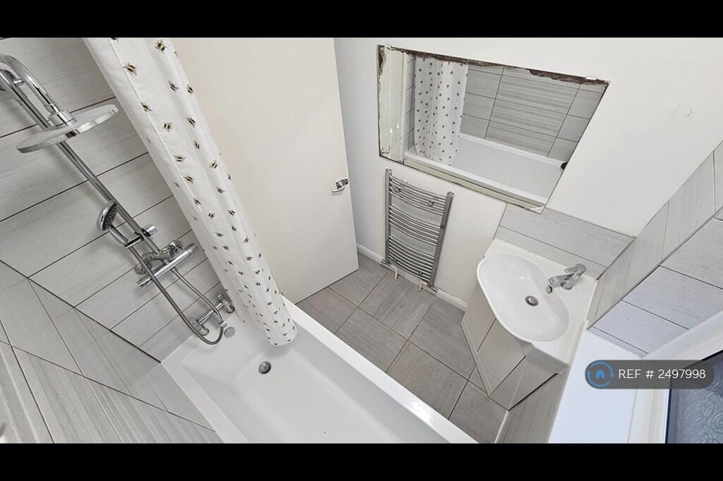 Bathroom 3