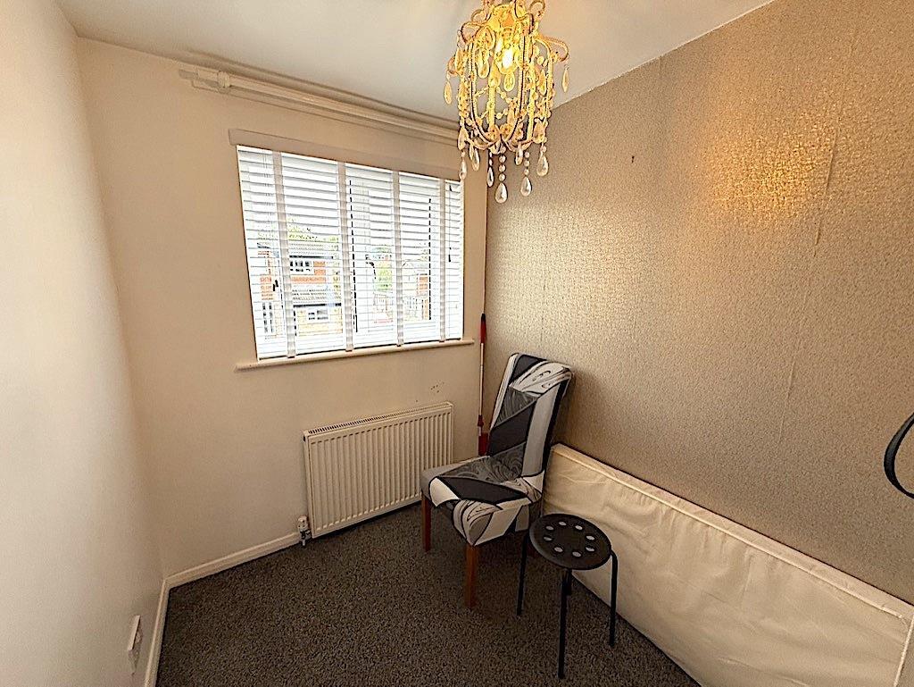 BEDROOM 3.jpg