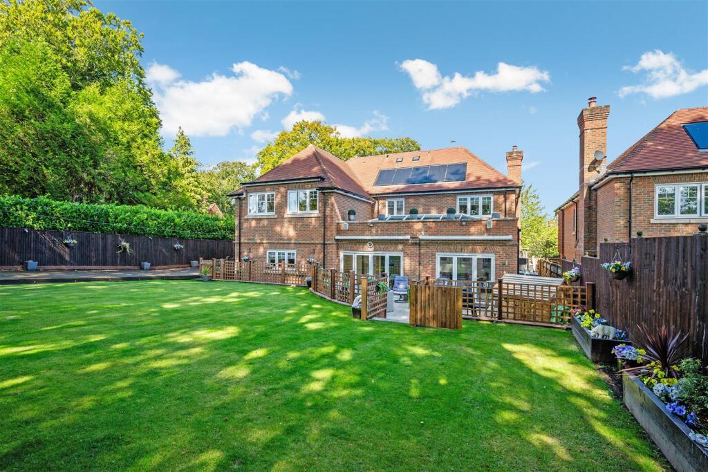 KENMORE CLOSE, 1-28.jpg