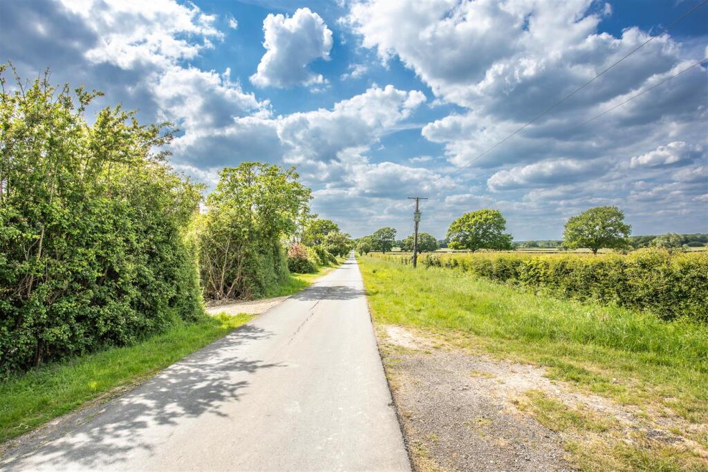 Old Stables Ringmer26.jpg