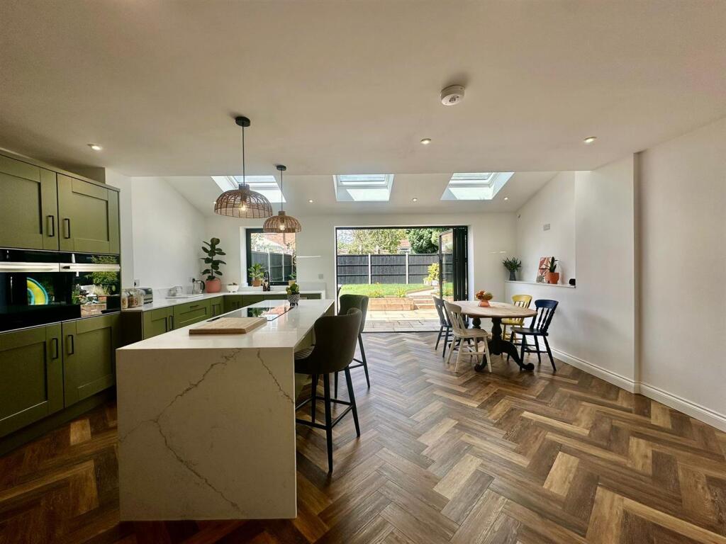 WhatsApp Image 2025-07-21 at 14.30.20_141c6d92.jpg