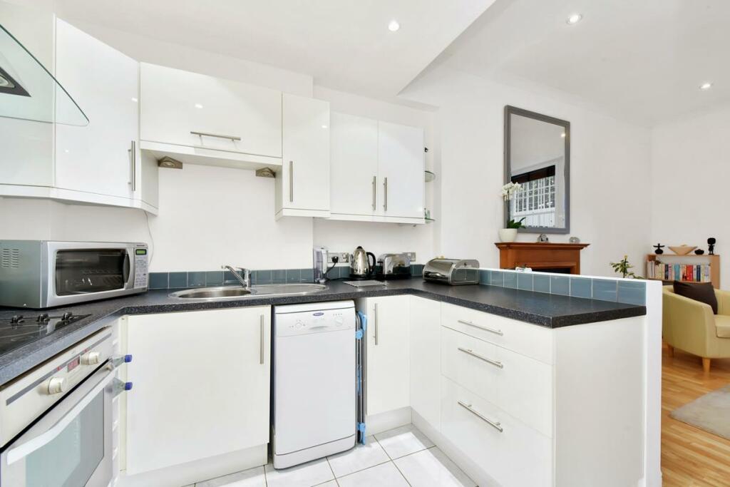 Kitchen .jpg