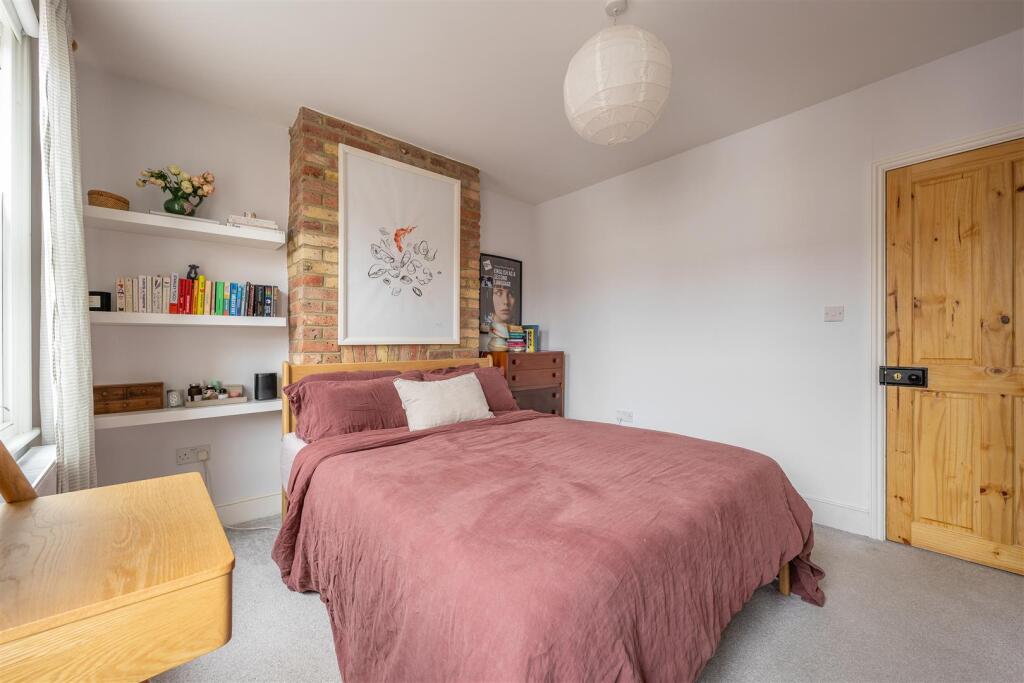 Vansittart Road, E11