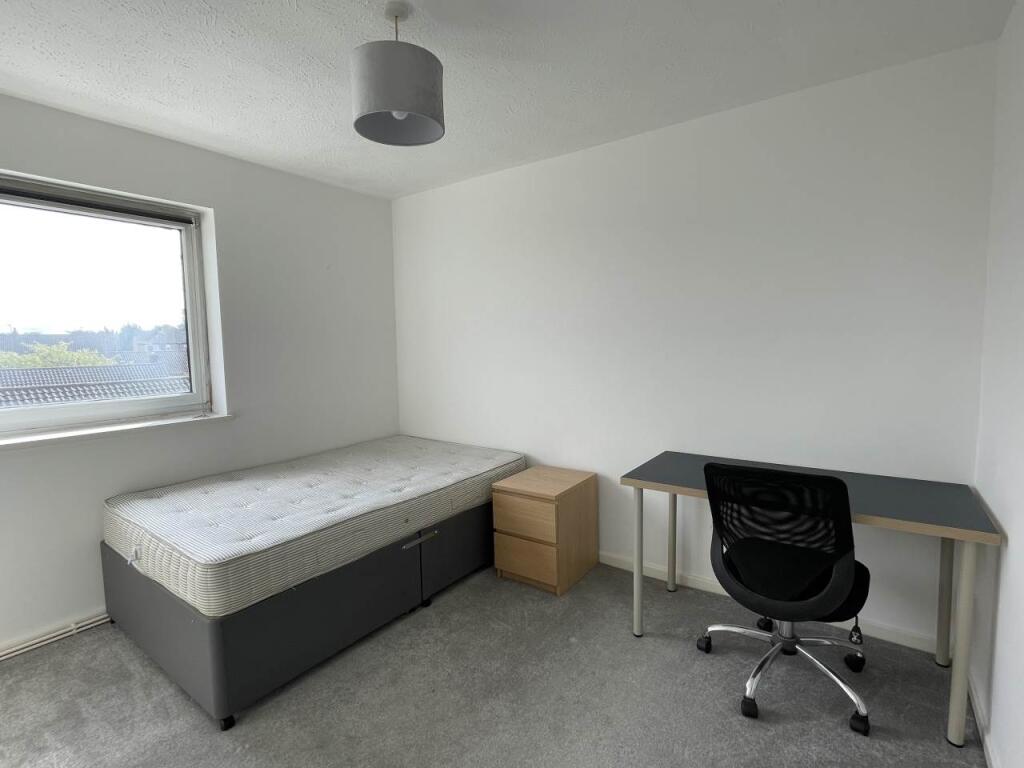 Flat 8 Malthouse Cou