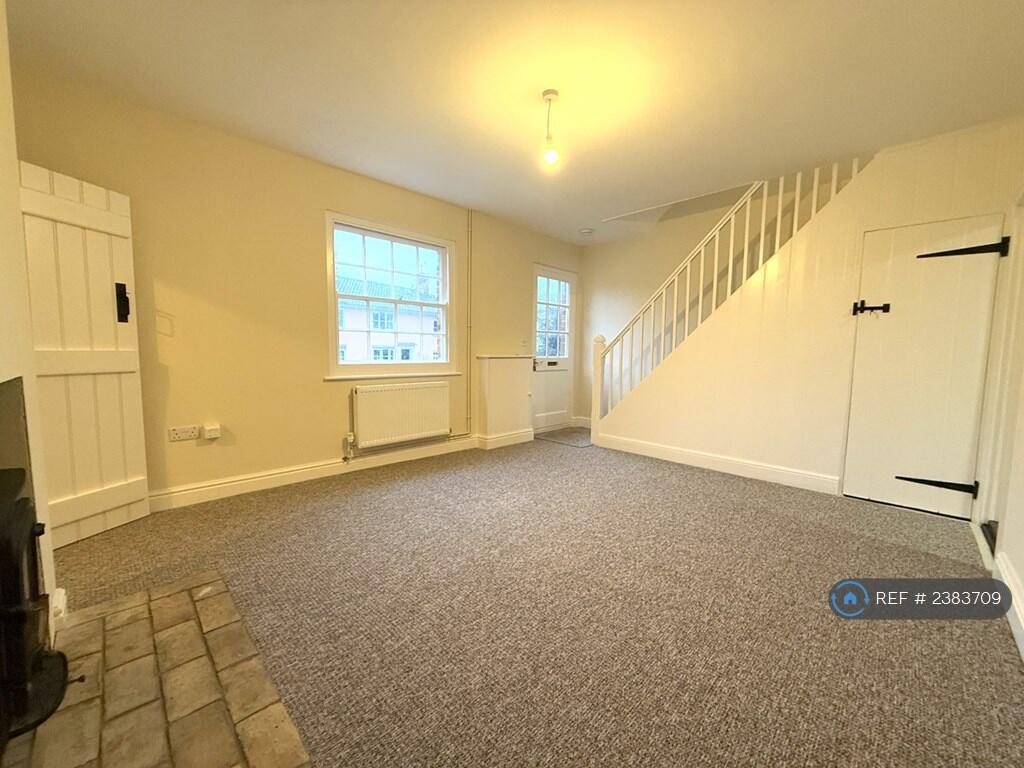 Front Room Picture 2