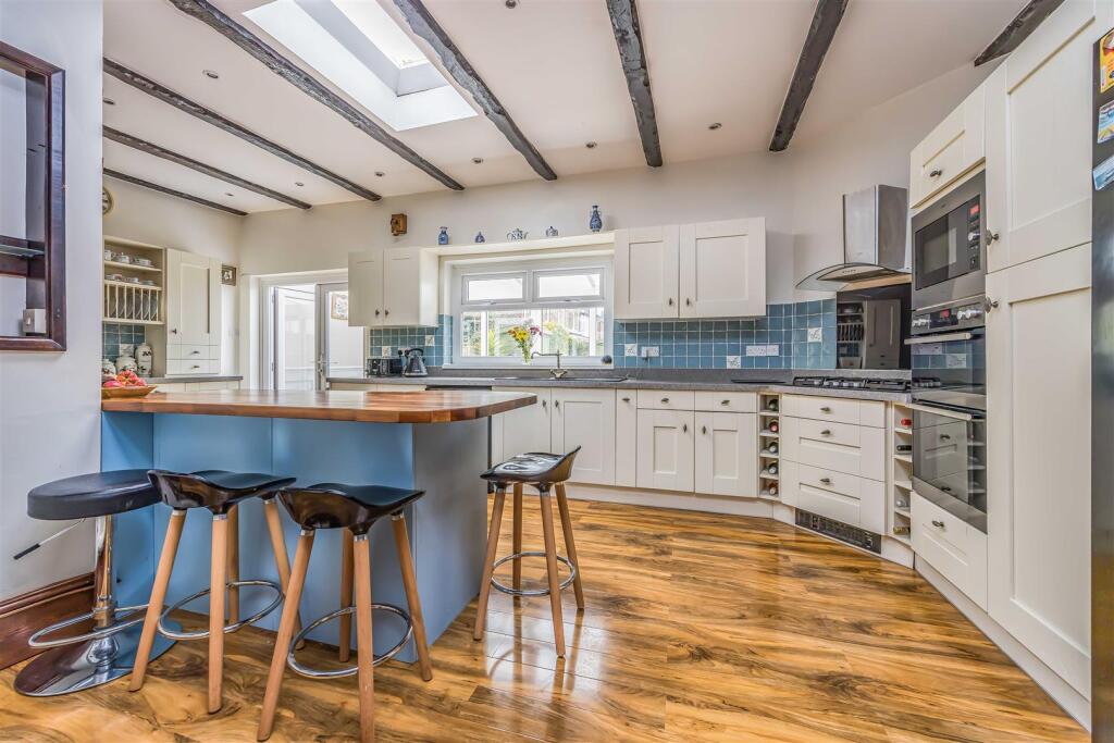 42 Haslemere Road, Southsea-Small-PorticoMarketing