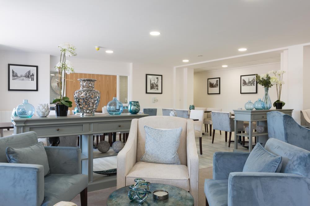 Club Lounge  