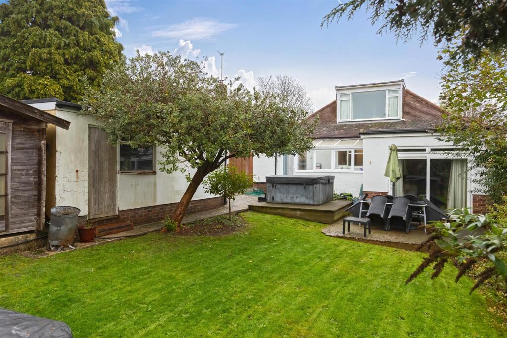 Uplands Avenue_20.jpg