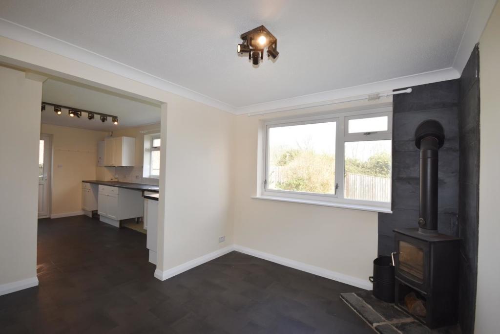 Kitchen Dining Room.JPG