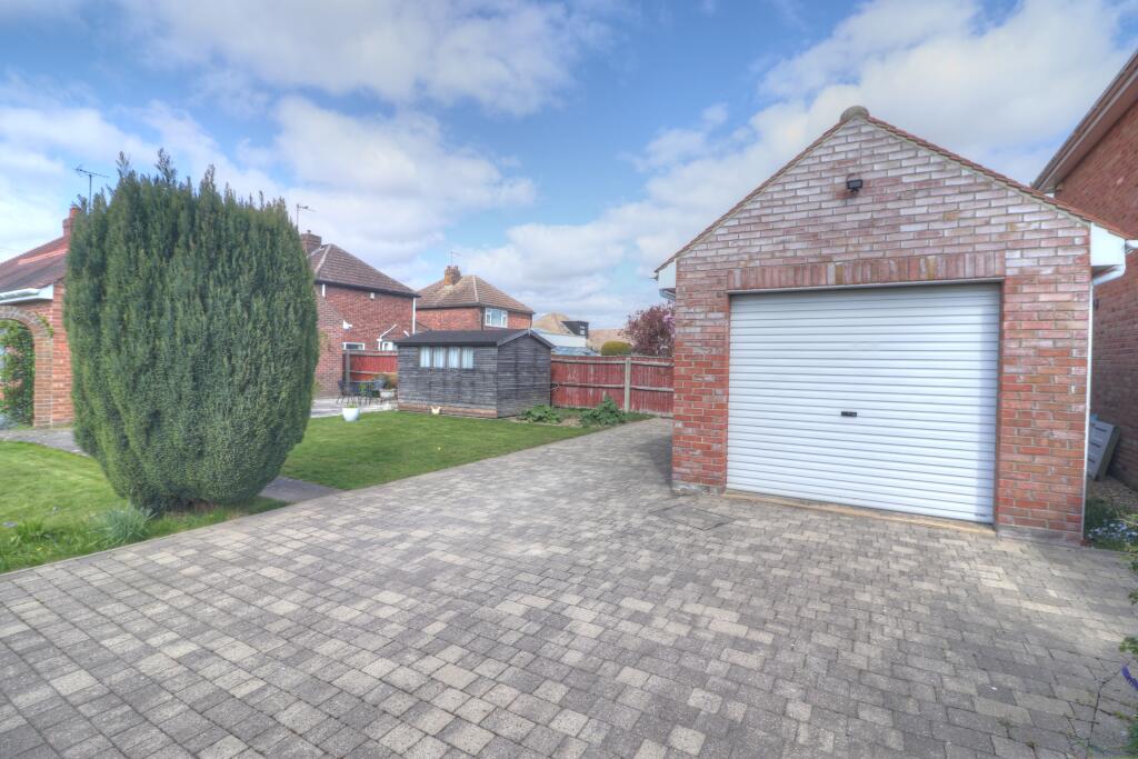 Garage 2