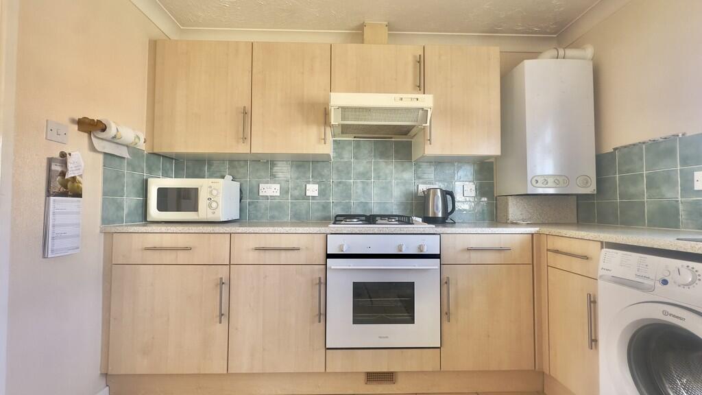 9C005FC8-0D30-4F8...