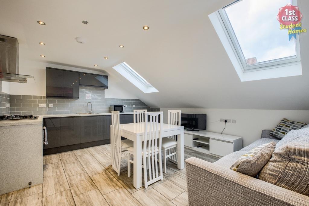 Kitchen/Living Room