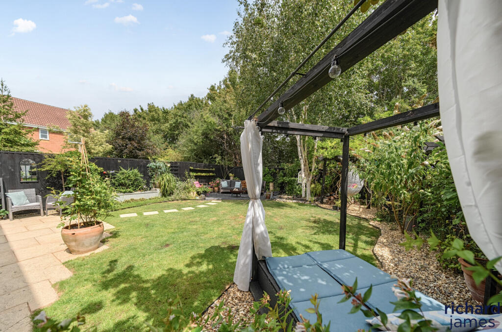 b185a1a7b25c4baea553a663068c4b34