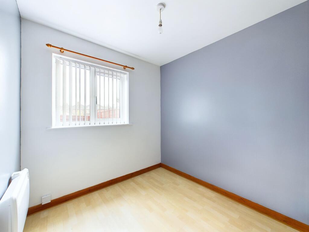 Home Office/Bedroom Three