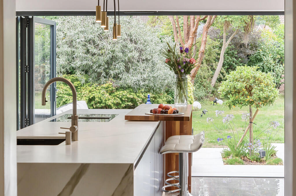 1325481-13-688371...