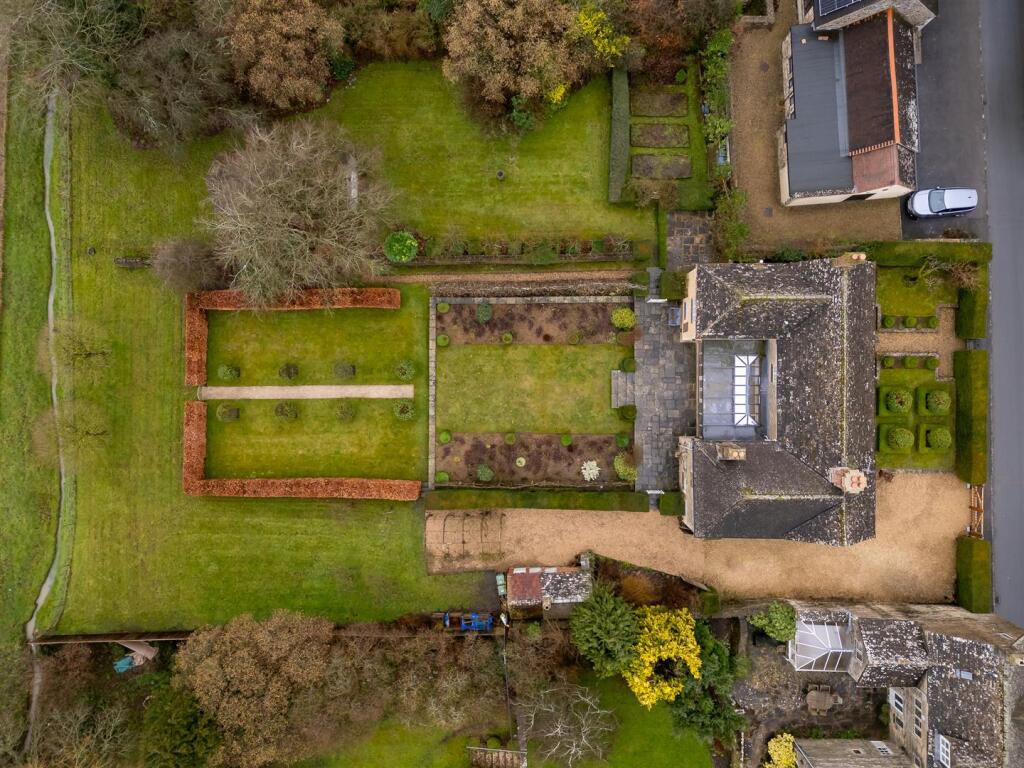 59 - Malt Cottage - GL7 5RY - Web.jpg