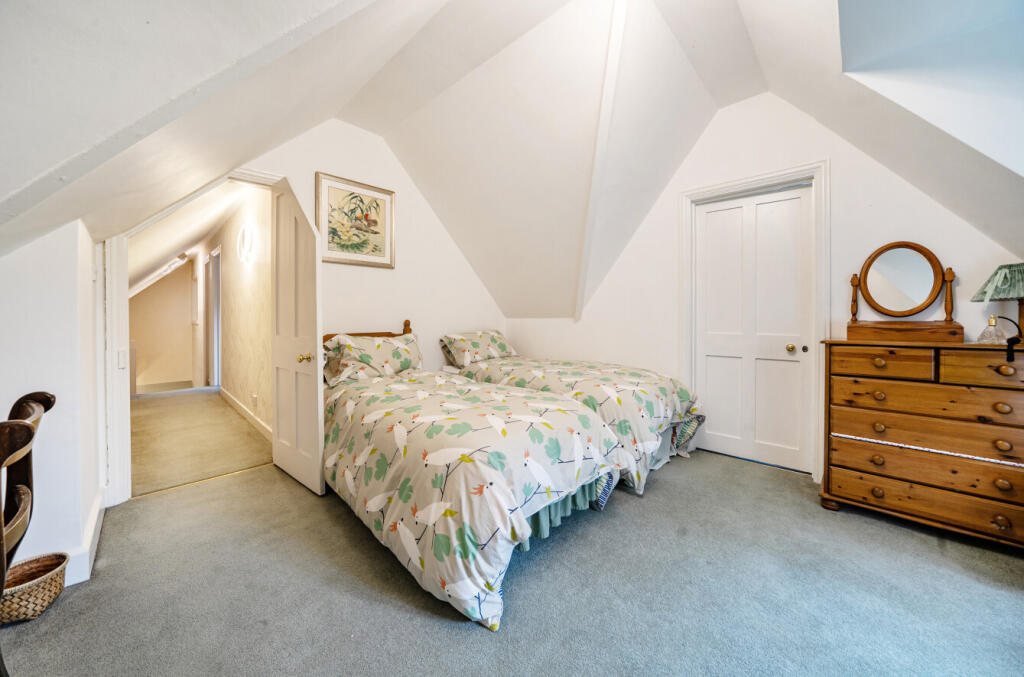 1365262-18-68ed0e...