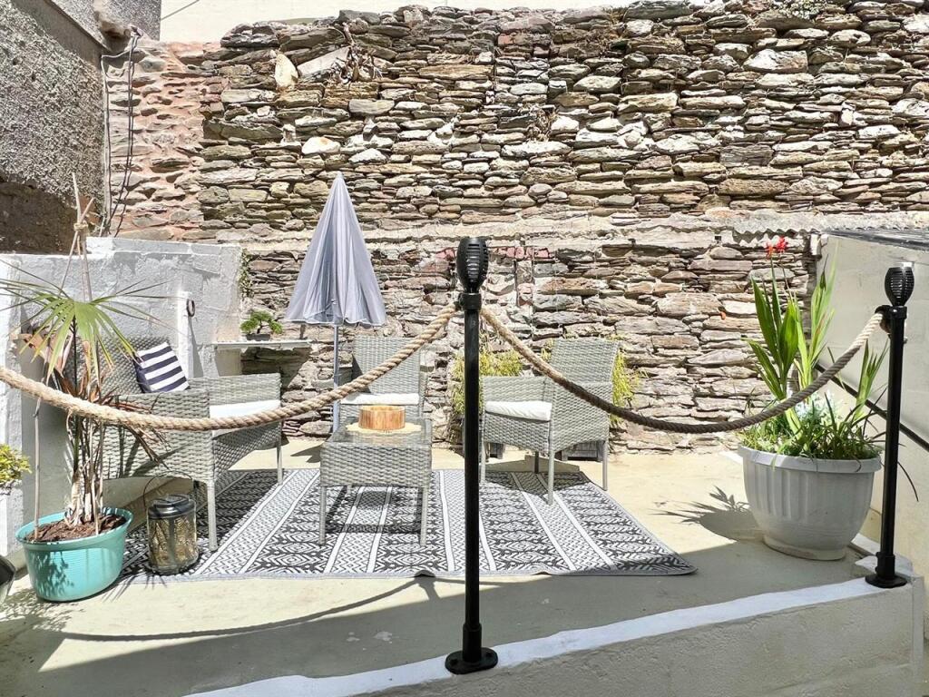 Rear Courtyard