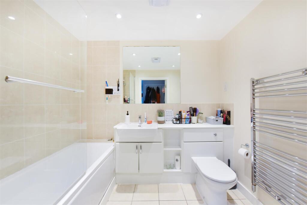 Winward Court (1).JPG