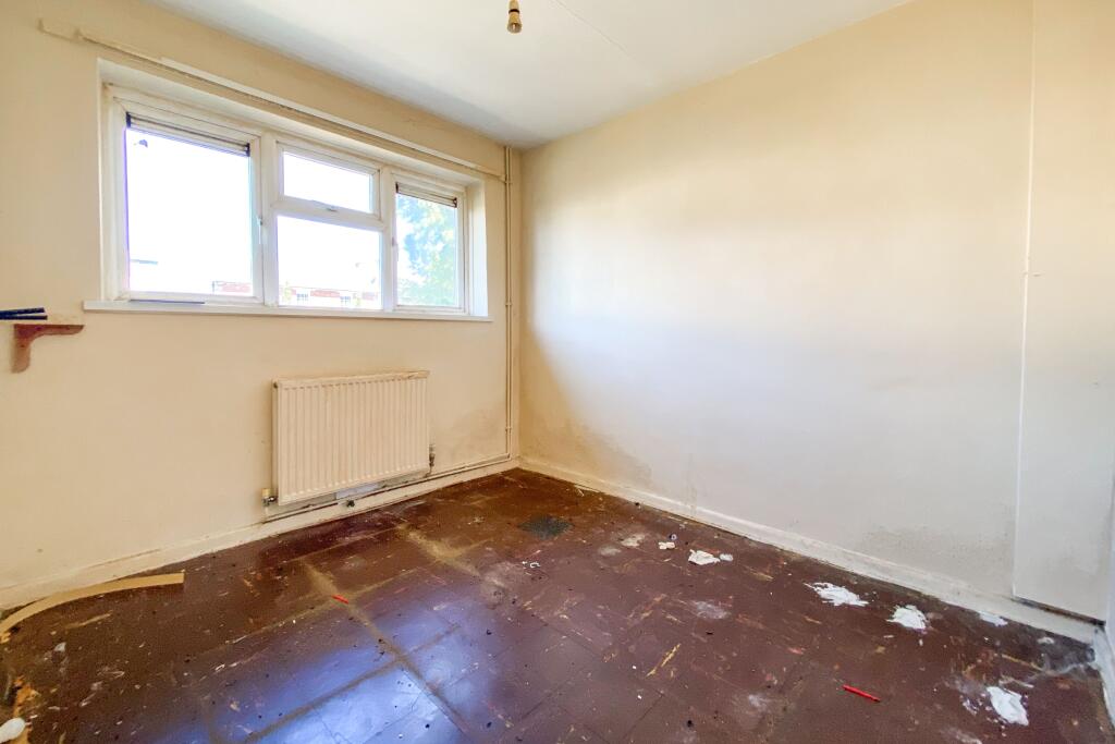 54 High Street, Purton, Swindon, Wiltshire, SN5 4BB