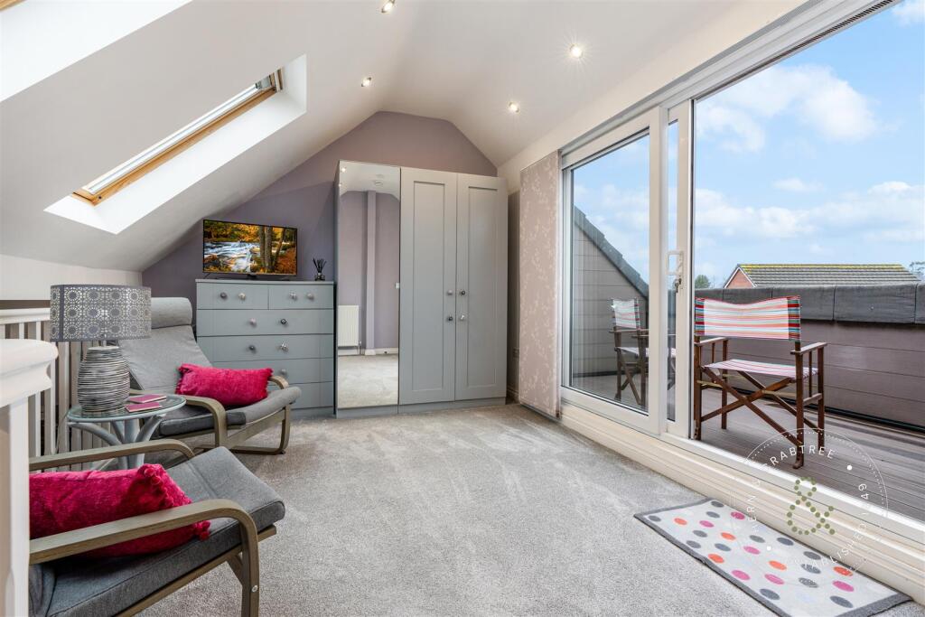 Ffordd Nowell, Hern Crabtree (25).jpg