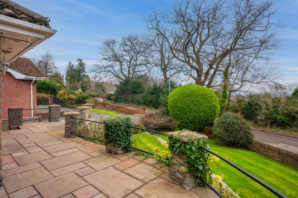 Front Garden 1
