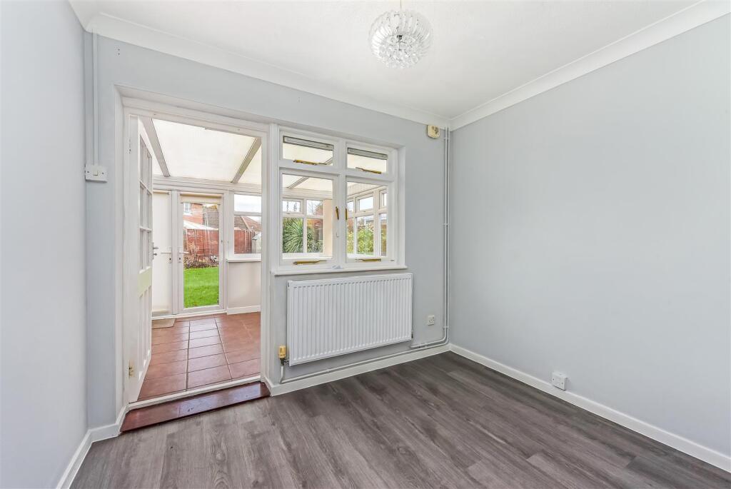 Stroudley Avenue, Drayton