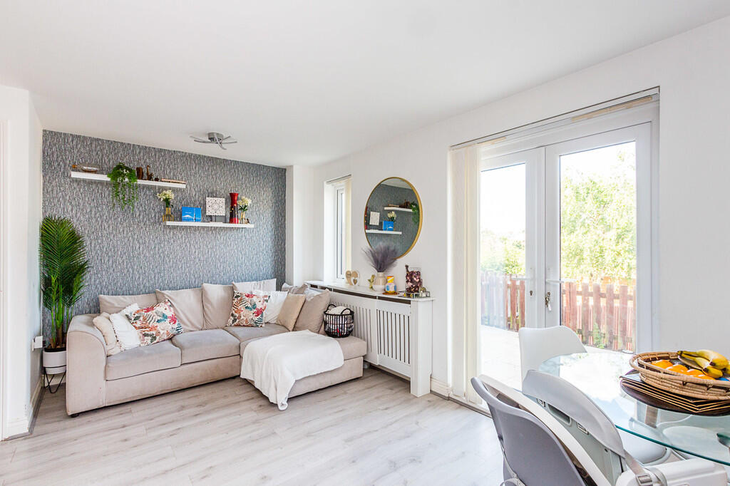 Dining/Family Are...