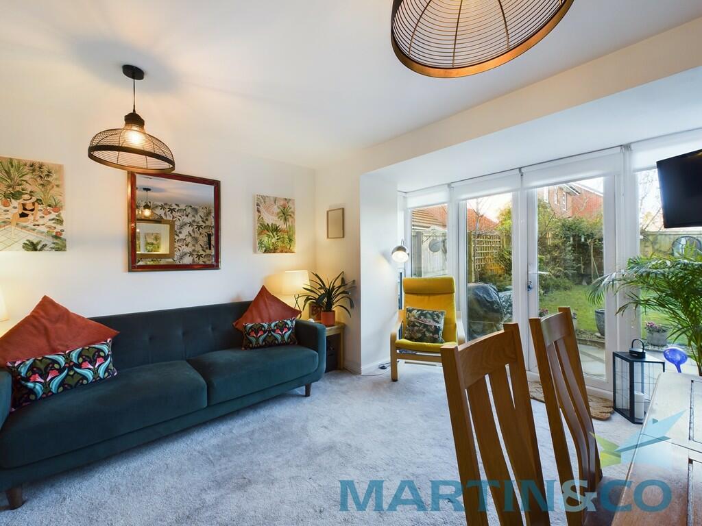 CAM01870G0-PR0144...