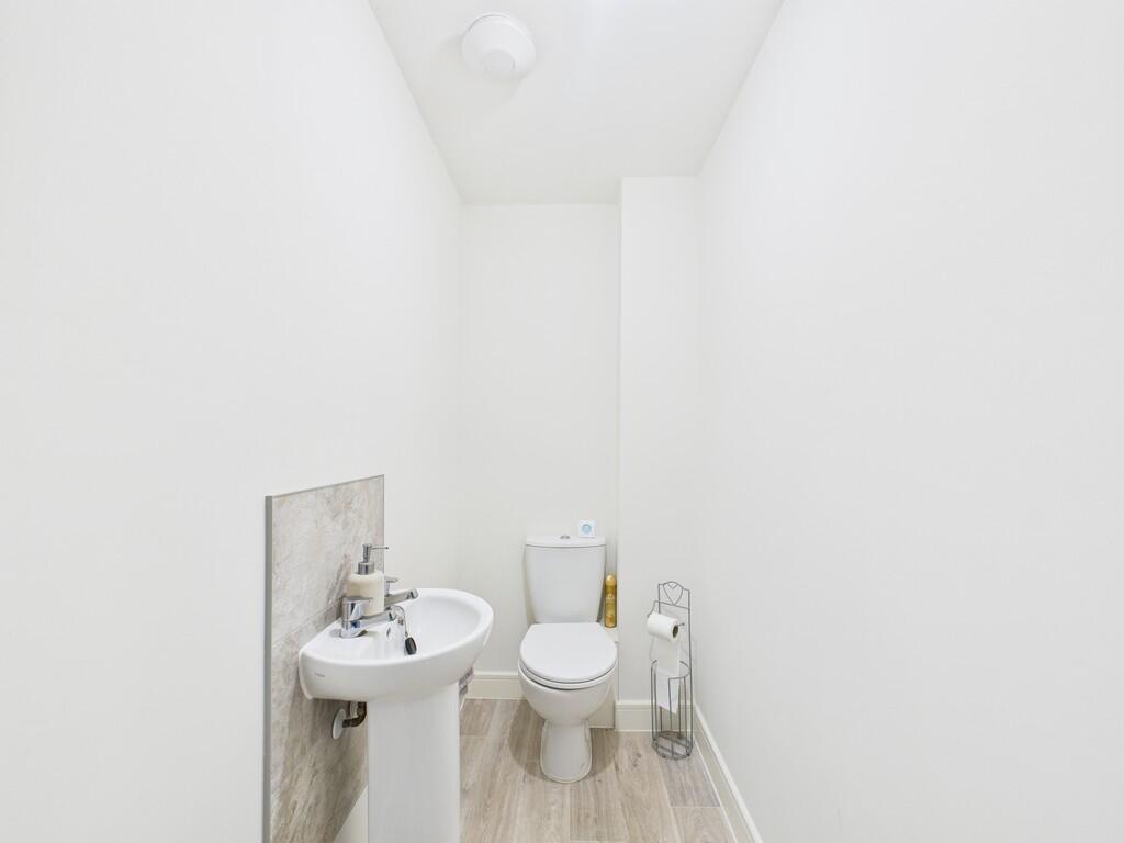 CAM03582G0-PR0123...