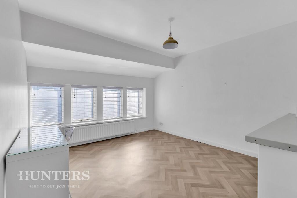 Apartment's Bedroom 1
