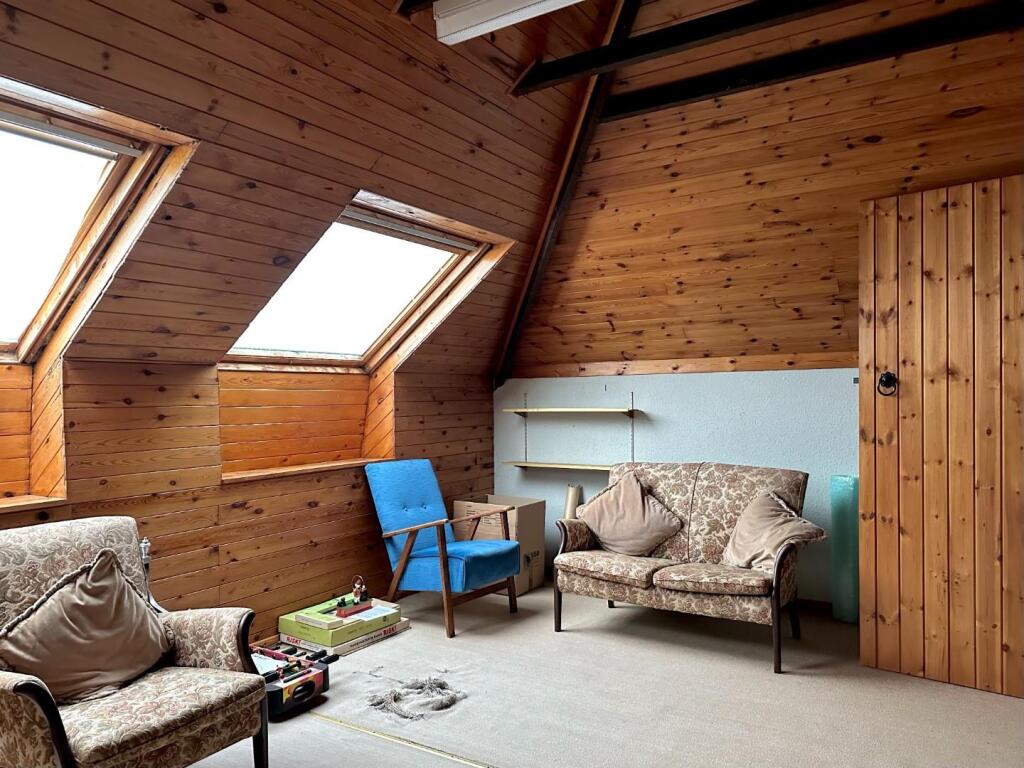 Loft Room/Bedroom 4