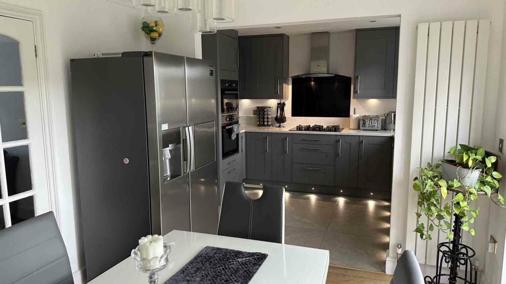 KITCHEN VIEW