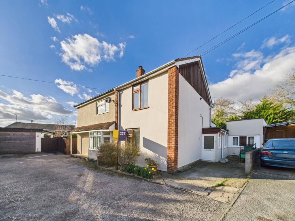 CAM01740G0-PR0346-STILL006