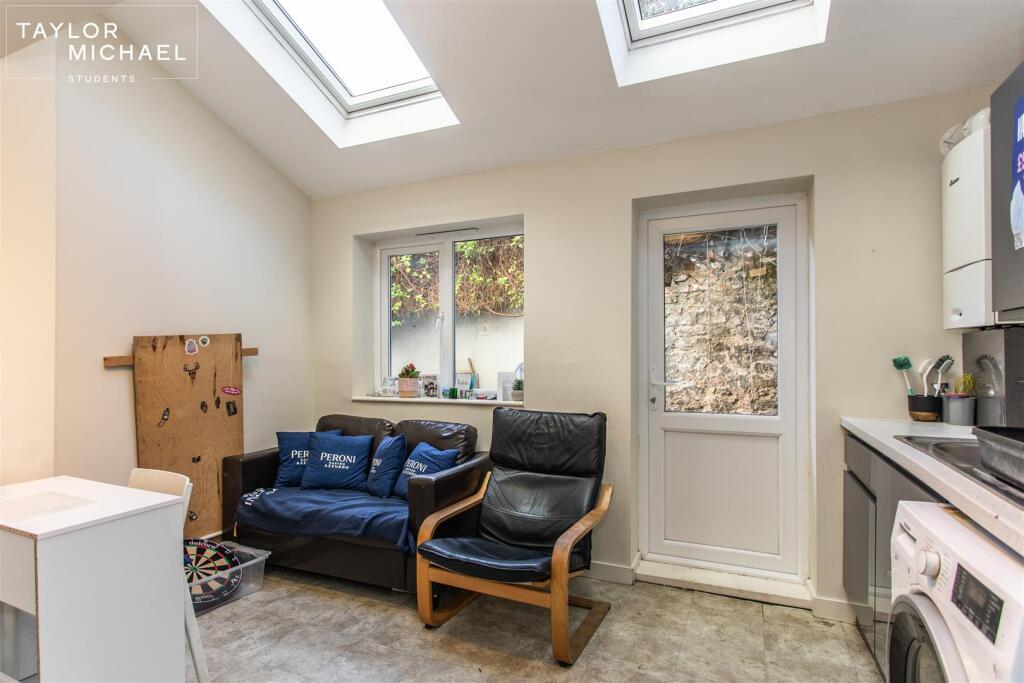 Dining / Living Room
