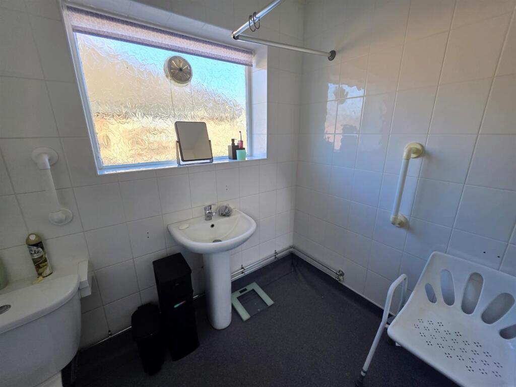 Shower Room/WC