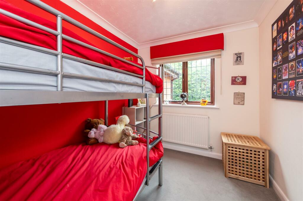 18 Kenilworth Drive internals-16.JPG