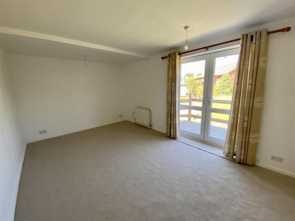 Bramleys Estate Agents - Westfields Avenue - Mirfi