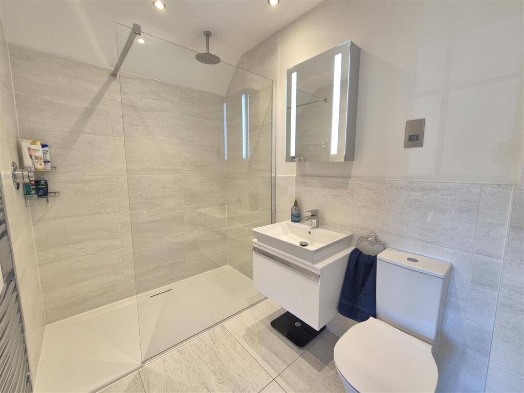 En-Suite Shower Room