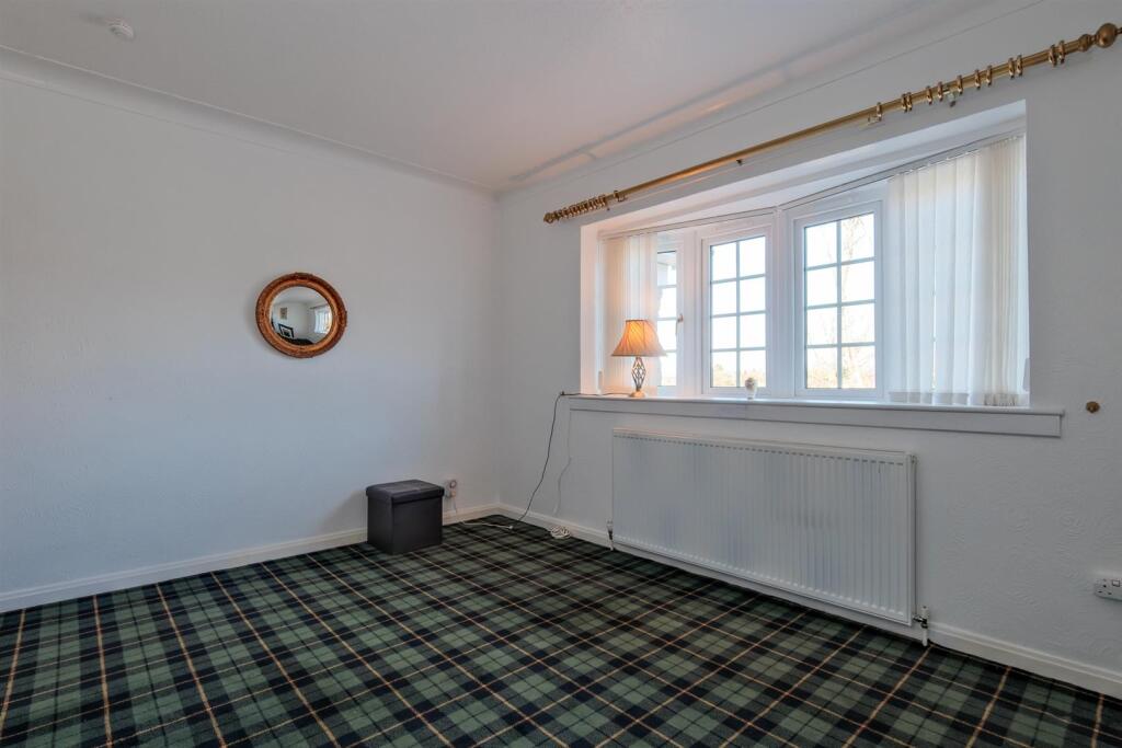 008-45 Station Road Carluke, ML8 5AD.jpg