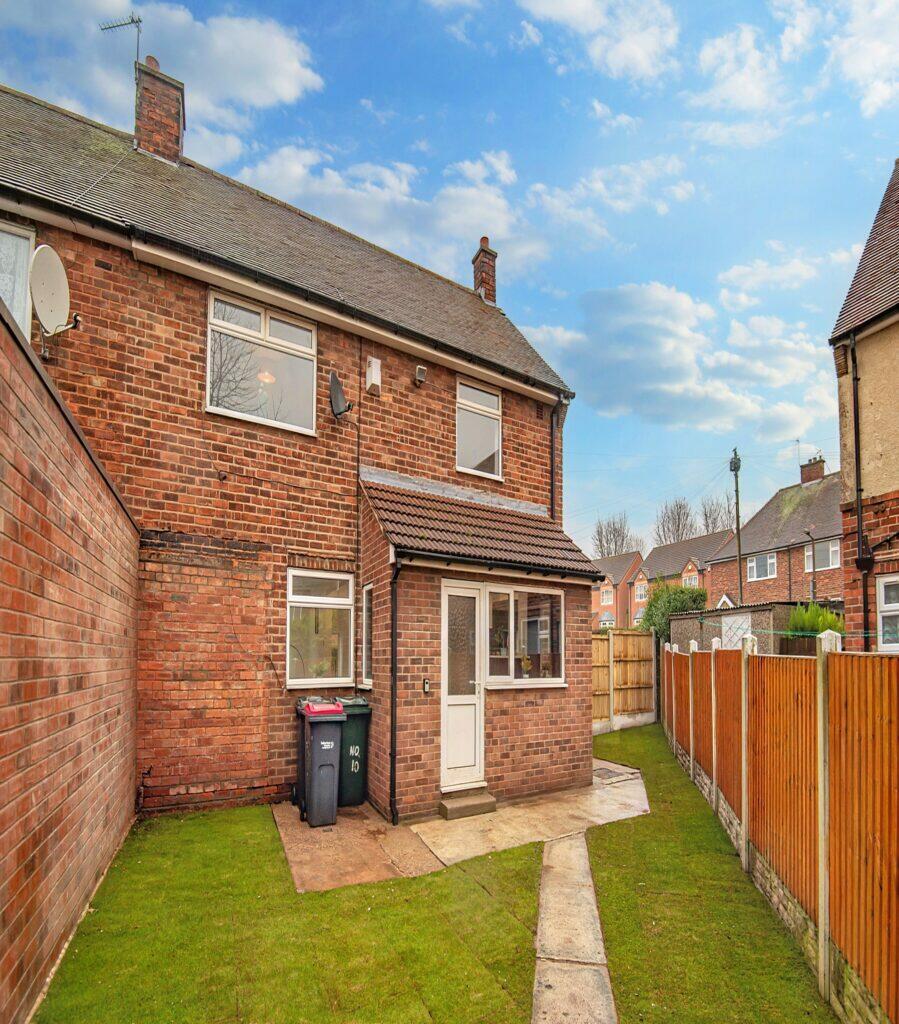 Manor Road - Front of House