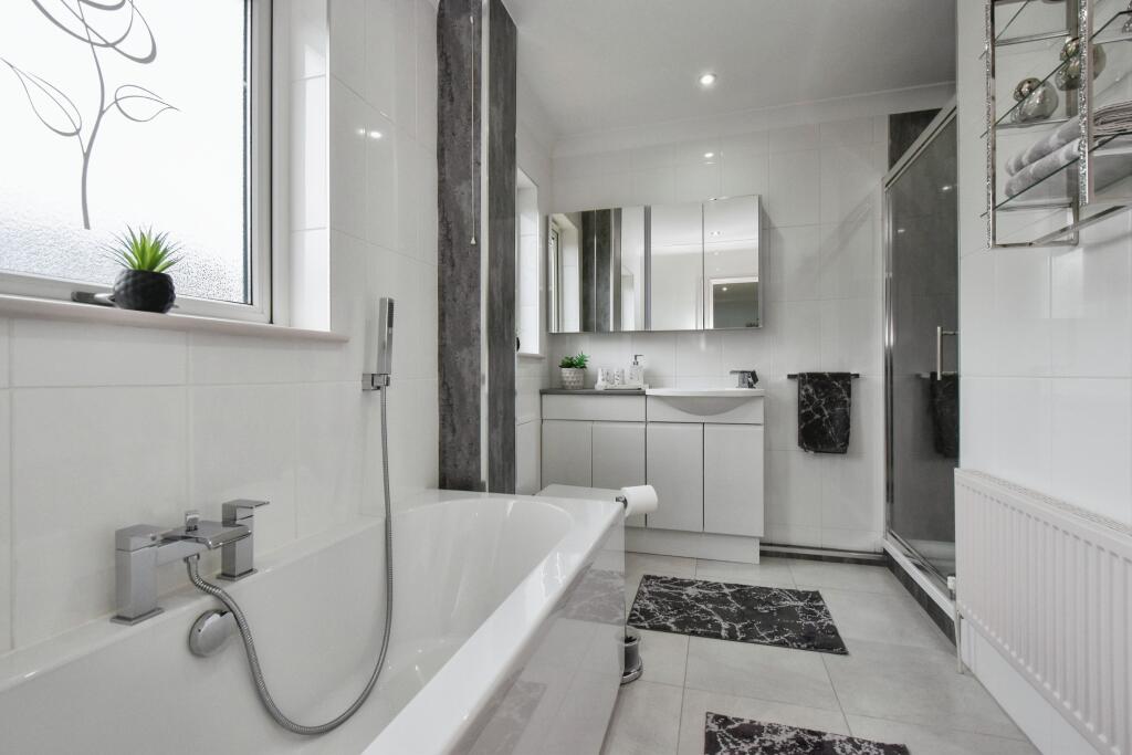 Master En-suite